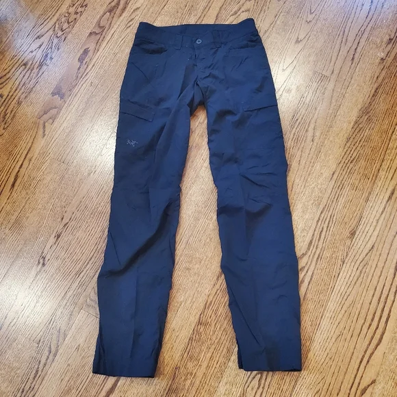 Arc'teryx lightweight women's pants 4 - Picture 1 of 5